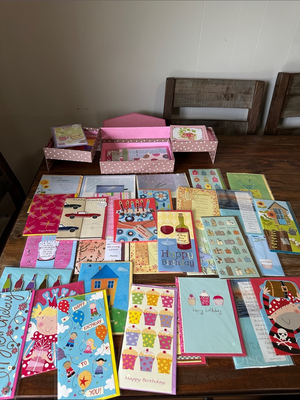 Individually Wrapped Assorted Colorful Greeting Cards W/Pink Storage